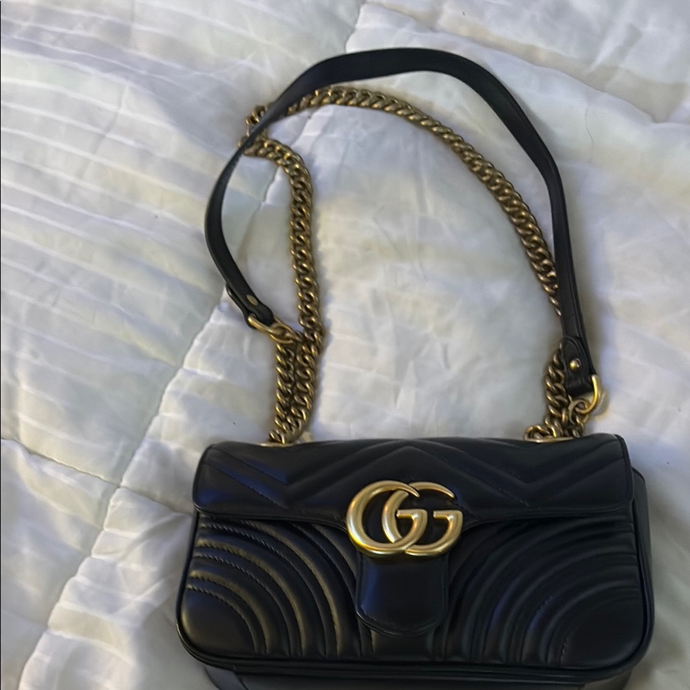 Gucci Gold and Black Quilted Shoulder Bag with Chain Strap